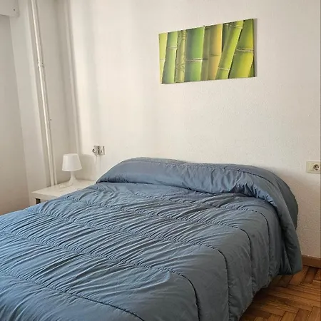 Olivos - Centrico - 8 Personas *